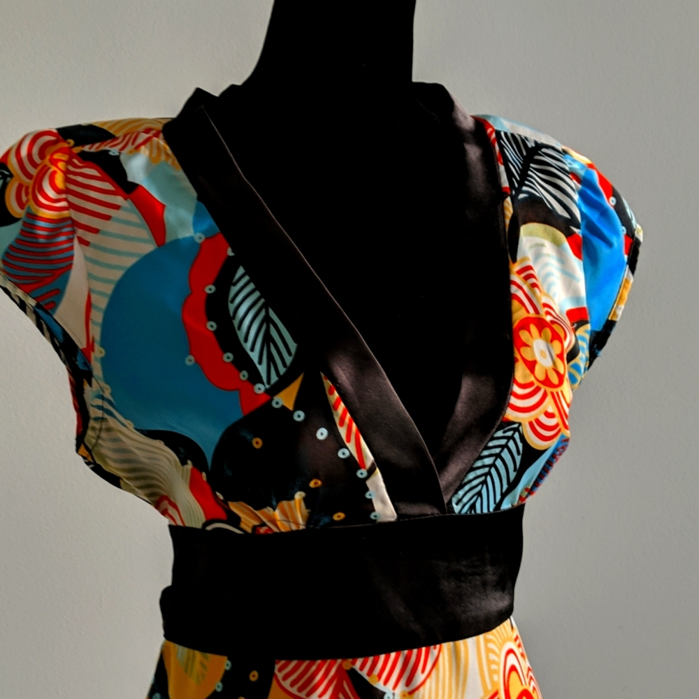 TRL colorful deep V neck dress - size Large